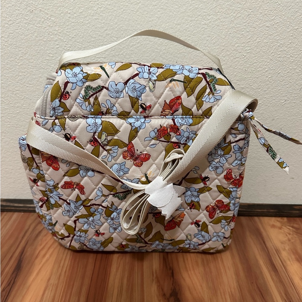 Best Vera Bradley Insulated crossbody Floral Quilted Women's lunch Bag - Picture 3 of 4